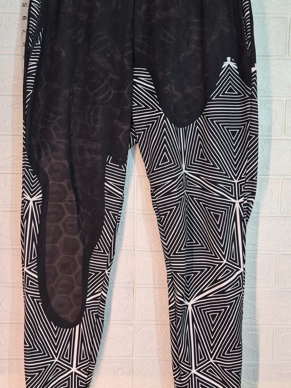 iEDM Geometric Streetwear Joggers Sweatpants Size XL Honey Hallucinating unique